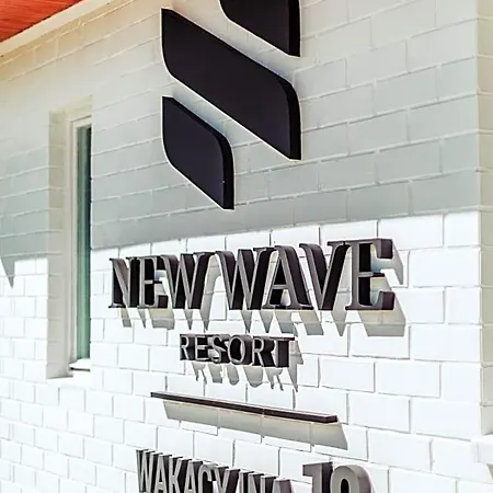 Lodge New Wave *